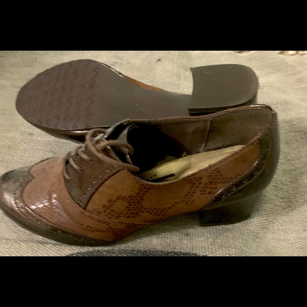 Hush puppies women’s dress shoe